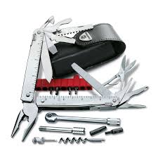 Swiss Tool X Plus Ratchet, en estuche de nylon victorinox